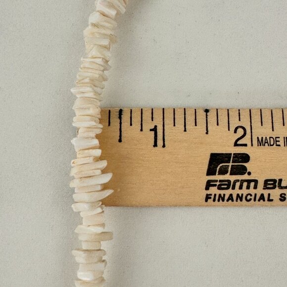 Natural Shell Chip Bead Necklace With Brass Clasp Puka Seashell Choker 18 Inches - Picture 4 of 8